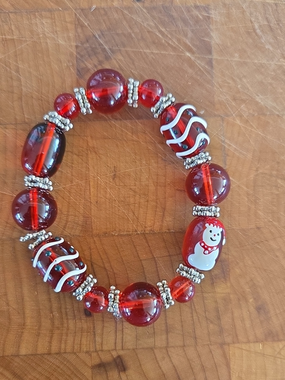 Red Glass Bead Stretch Bracelet With Snowman & Christmas Tree